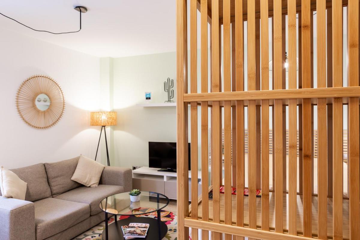 Teatro Suites Malaga City Flat Zewnętrze zdjęcie