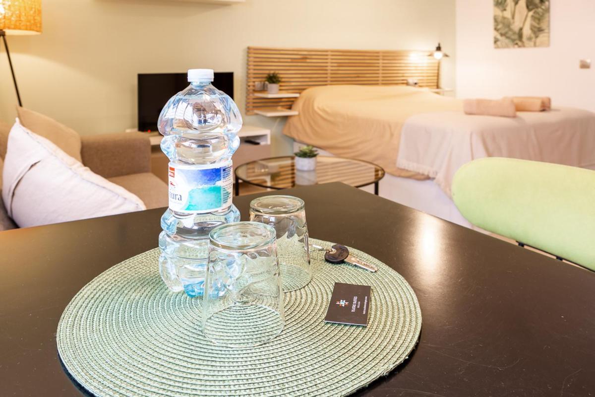 Teatro Suites Malaga City Flat Zewnętrze zdjęcie