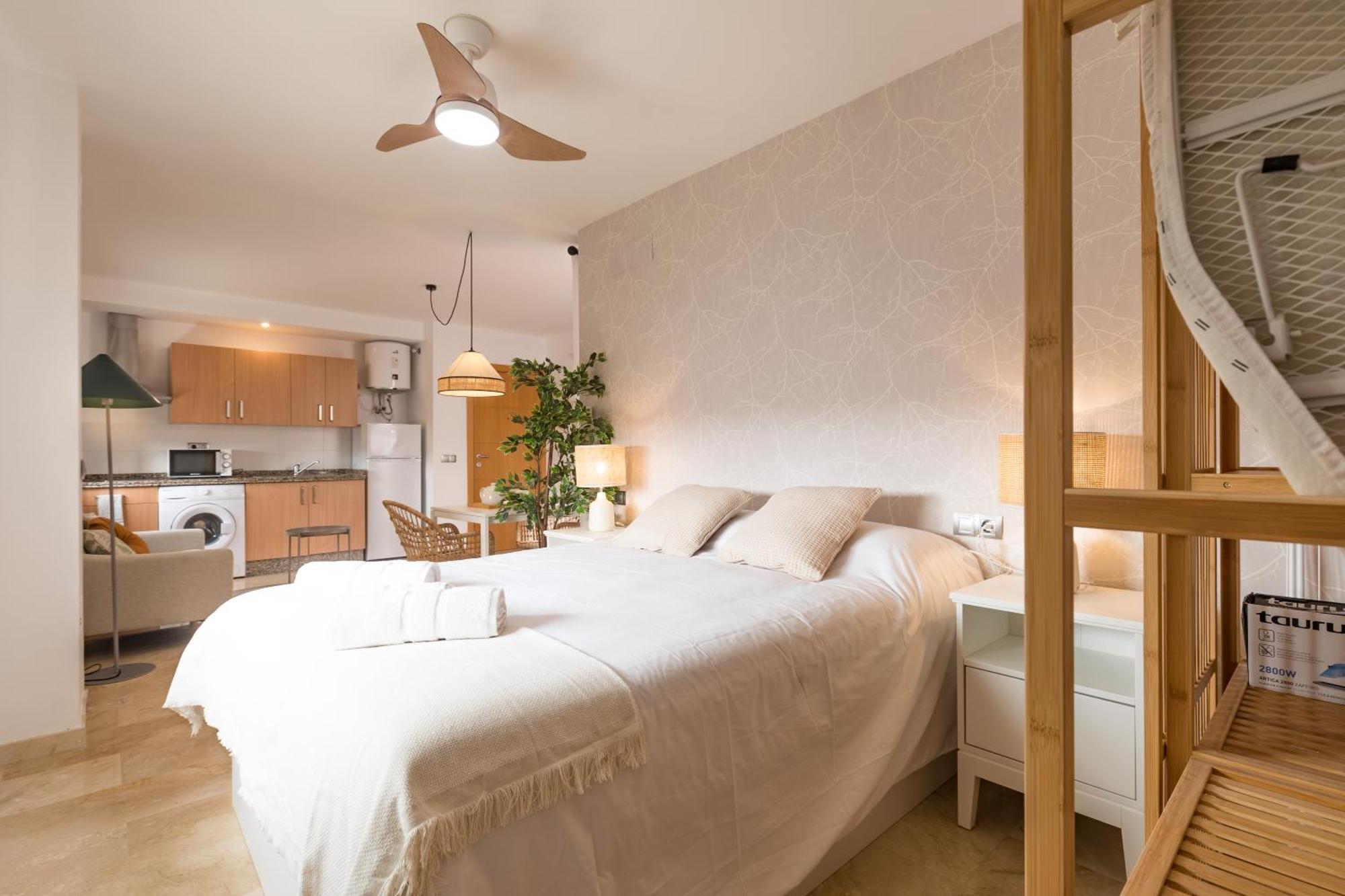 Teatro Suites Malaga City Flat Zewnętrze zdjęcie