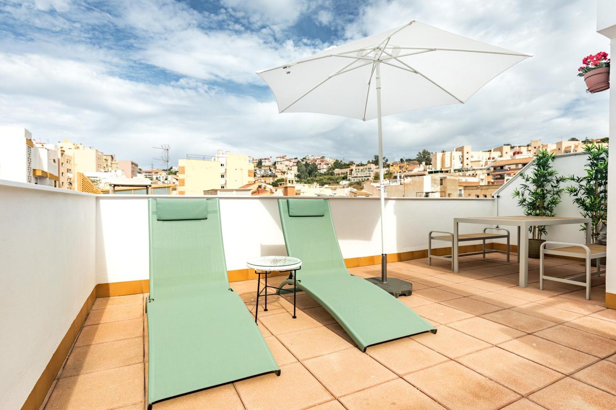 Teatro Suites Malaga City Flat Zewnętrze zdjęcie