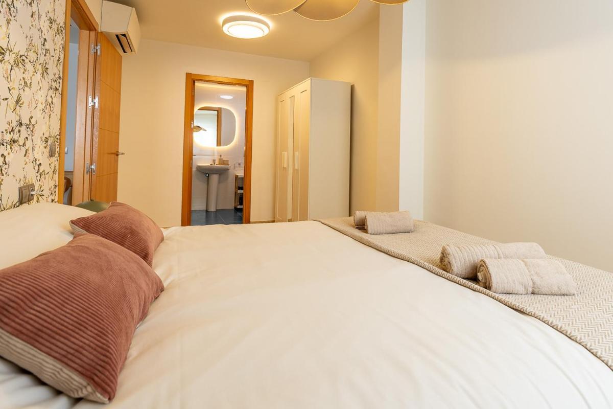 Teatro Suites Malaga City Flat Zewnętrze zdjęcie